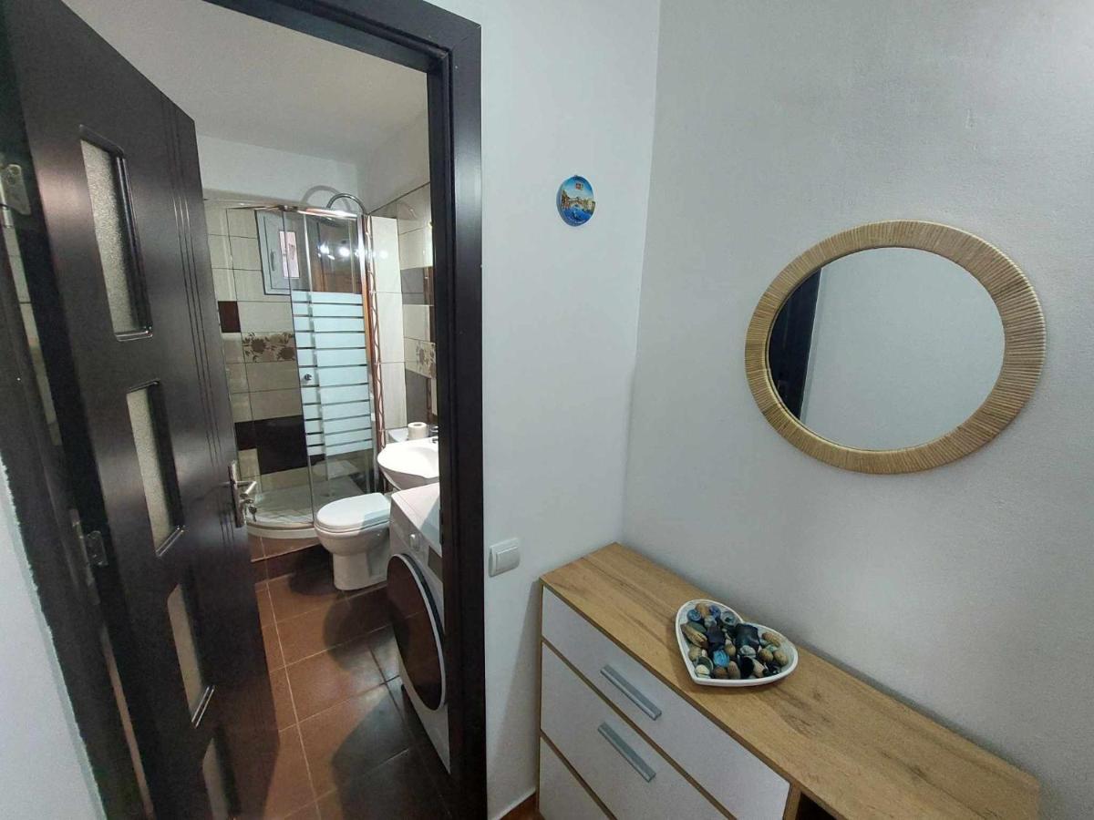 Eugenia Apartament Плоешти Экстерьер фото